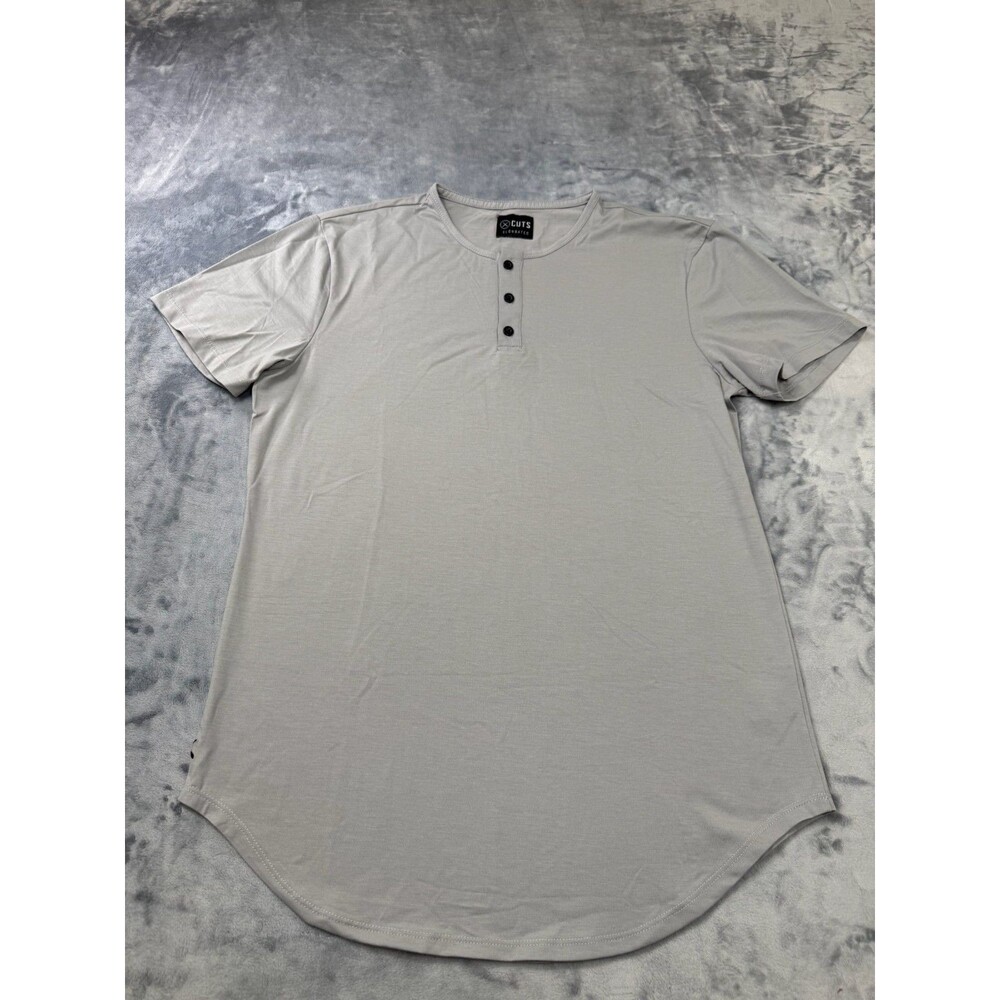 CUTS Clothing Men's Elongated Henley  T-Shirt Pyca Pro